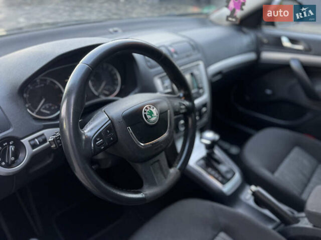 Чорний Шкода Октавія, об'ємом двигуна 1.4 л та пробігом 310 тис. км за 8900 $, фото 6 на Automoto.ua
