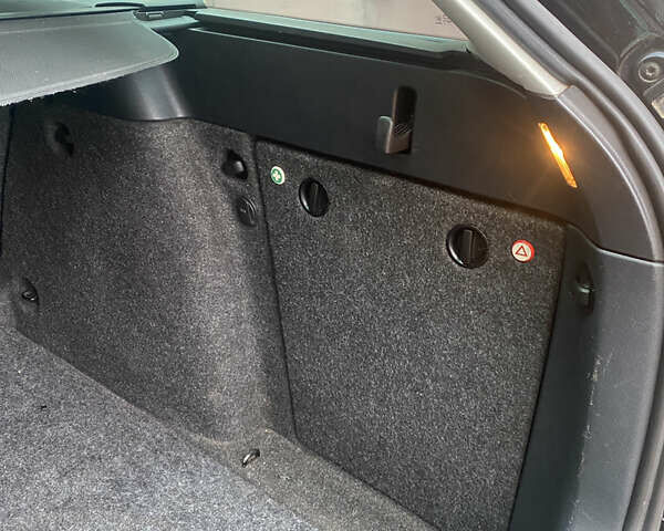 Чорний Шкода Октавія, об'ємом двигуна 1.6 л та пробігом 236 тис. км за 9000 $, фото 19 на Automoto.ua