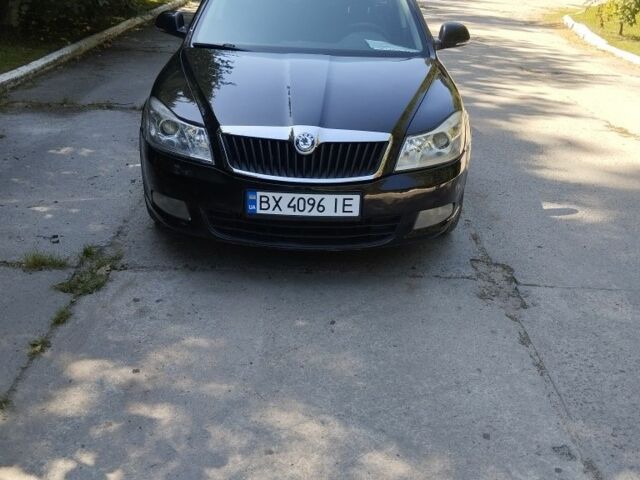 Черный Шкода Октавия, объемом двигателя 1 л и пробегом 240 тыс. км за 7999 $, фото 4 на Automoto.ua