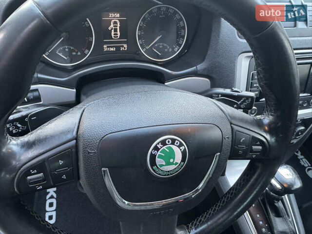 Чорний Шкода Октавія, об'ємом двигуна 1.4 л та пробігом 310 тис. км за 8900 $, фото 5 на Automoto.ua