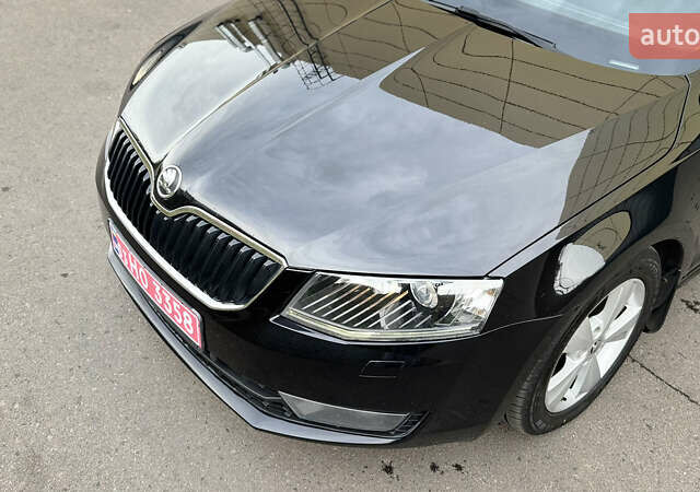 Черный Шкода Октавия, объемом двигателя 1.6 л и пробегом 257 тыс. км за 11150 $, фото 10 на Automoto.ua