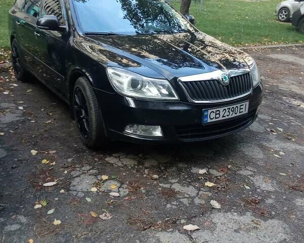 Черный Шкода Октавия, объемом двигателя 1.6 л и пробегом 270 тыс. км за 8500 $, фото 2 на Automoto.ua