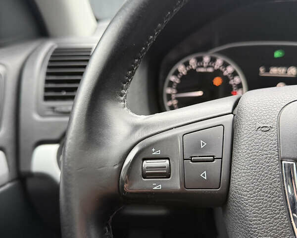 Черный Шкода Октавия, объемом двигателя 1.6 л и пробегом 207 тыс. км за 8999 $, фото 34 на Automoto.ua