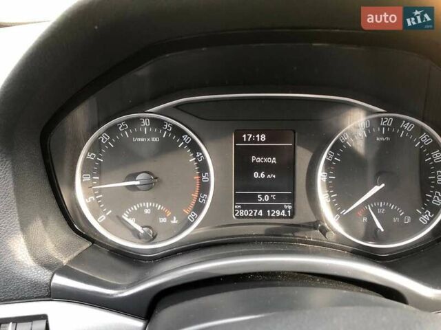 Черный Шкода Октавия, объемом двигателя 1.99 л и пробегом 280 тыс. км за 9700 $, фото 9 на Automoto.ua