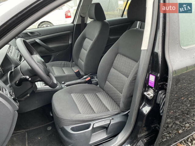 Черный Шкода Октавия, объемом двигателя 1.6 л и пробегом 258 тыс. км за 8500 $, фото 15 на Automoto.ua