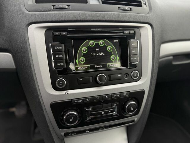 Чорний Шкода Октавія, об'ємом двигуна 1.6 л та пробігом 208 тис. км за 8999 $, фото 12 на Automoto.ua