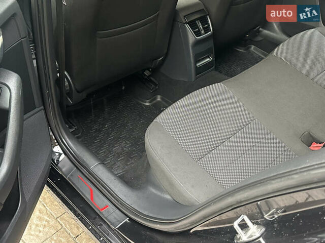 Черный Шкода Октавия, объемом двигателя 1.6 л и пробегом 240 тыс. км за 10500 $, фото 9 на Automoto.ua