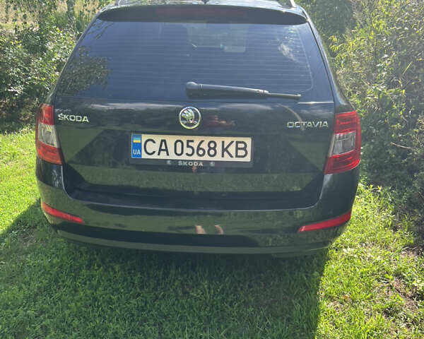 Чорний Шкода Октавія, об'ємом двигуна 1.6 л та пробігом 290 тис. км за 9999 $, фото 4 на Automoto.ua