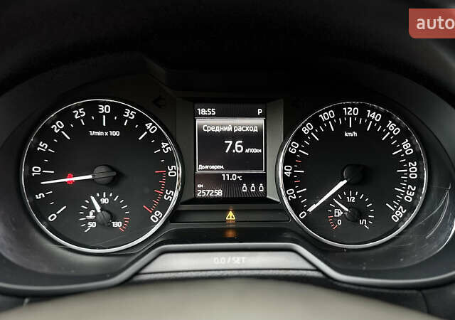 Черный Шкода Октавия, объемом двигателя 1.6 л и пробегом 257 тыс. км за 11150 $, фото 42 на Automoto.ua