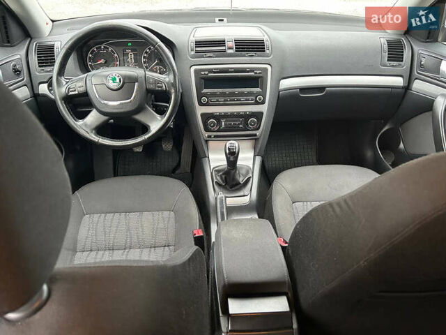 Чорний Шкода Октавія, об'ємом двигуна 1.8 л та пробігом 184 тис. км за 7500 $, фото 39 на Automoto.ua