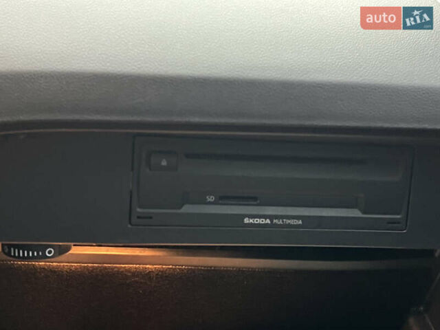 Шкода Октавия 2013 в Борисполе на Automoto.ua Черный Шкода Октавия, объемом двигателя 2 л и пробегом 355 тыс. км за 10500 $, фото 24 на Automoto.ua