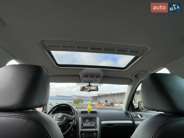 Шкода Октавия 2013 в Луцке на Automoto.ua Черный Шкода Октавия, объемом двигателя 1.6 л и пробегом 280 тыс. км за 9999 $, фото 32 на Automoto.ua