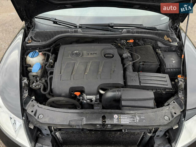 Черный Шкода Октавия, объемом двигателя 1.6 л и пробегом 208 тыс. км за 9100 $, фото 29 на Automoto.ua