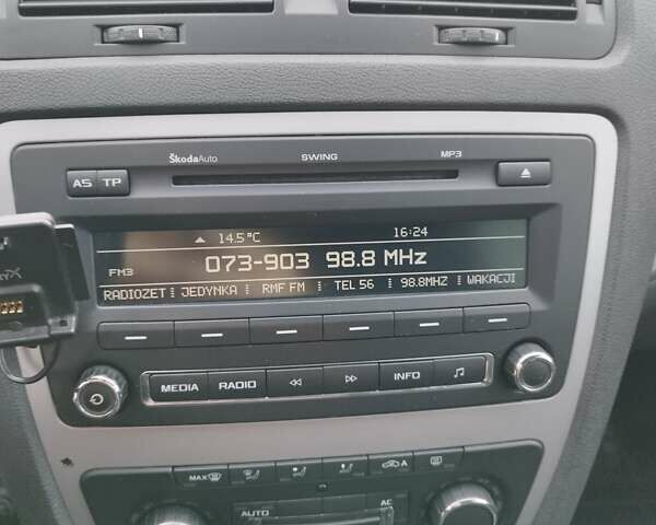 Черный Шкода Октавия, объемом двигателя 1.97 л и пробегом 272 тыс. км за 9800 $, фото 22 на Automoto.ua