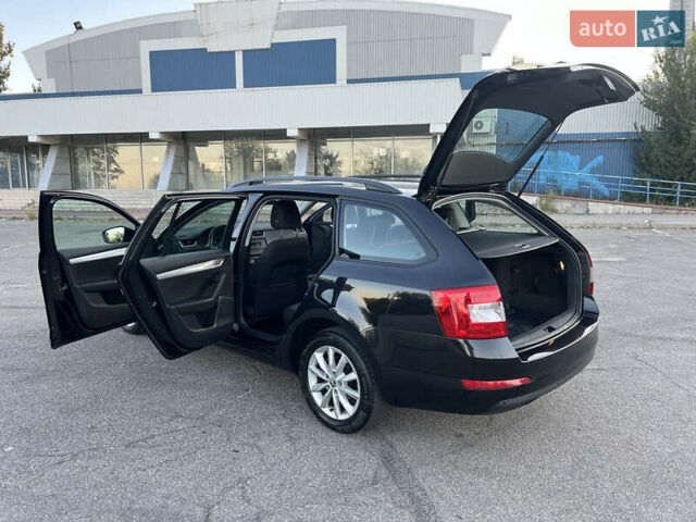 Черный Шкода Октавия, объемом двигателя 1.6 л и пробегом 180 тыс. км за 10200 $, фото 18 на Automoto.ua