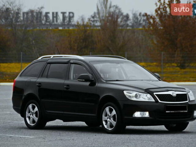 Черный Шкода Октавия, объемом двигателя 1.6 л и пробегом 132 тыс. км за 8450 $, фото 2 на Automoto.ua