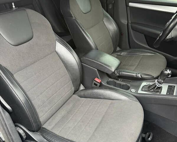 Черный Шкода Октавия, объемом двигателя 1.97 л и пробегом 260 тыс. км за 14500 $, фото 20 на Automoto.ua