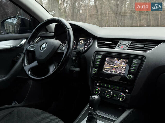 Черный Шкода Октавия, объемом двигателя 1.6 л и пробегом 330 тыс. км за 10300 $, фото 45 на Automoto.ua