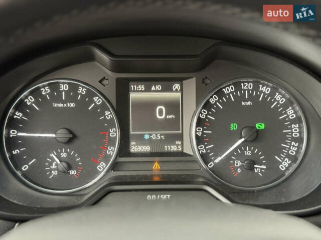 Черный Шкода Октавия, объемом двигателя 1.97 л и пробегом 260 тыс. км за 14500 $, фото 23 на Automoto.ua