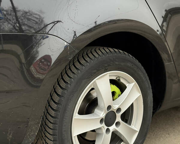 Черный Шкода Октавия, объемом двигателя 1.97 л и пробегом 260 тыс. км за 14500 $, фото 16 на Automoto.ua