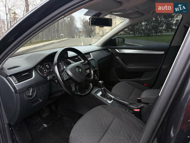 Черный Шкода Октавия, объемом двигателя 1.6 л и пробегом 330 тыс. км за 10300 $, фото 32 на Automoto.ua