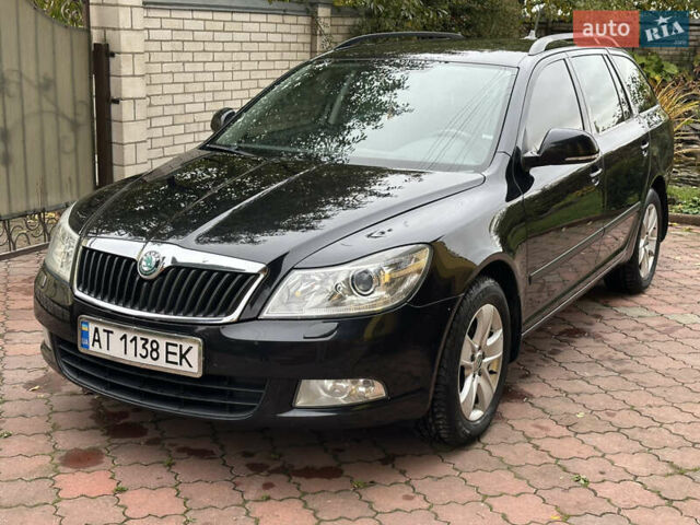 Черный Шкода Октавия, объемом двигателя 1.6 л и пробегом 299 тыс. км за 8200 $, фото 2 на Automoto.ua