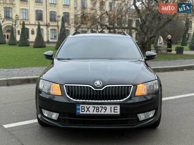 Черный Шкода Октавия, объемом двигателя 1.6 л и пробегом 330 тыс. км за 10300 $, фото 5 на Automoto.ua