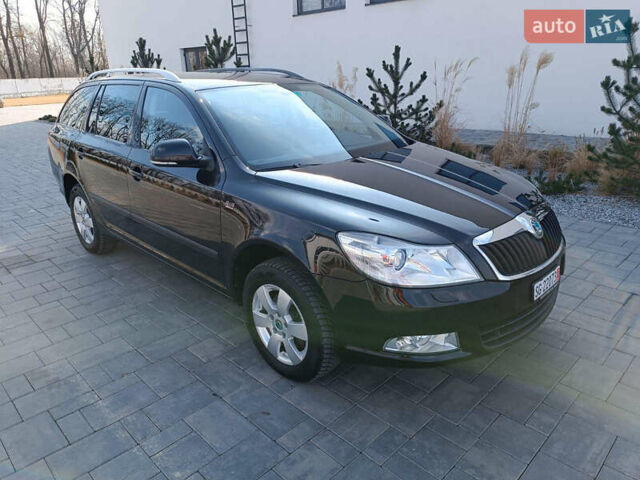 Черный Шкода Октавия, объемом двигателя 1.8 л и пробегом 198 тыс. км за 7900 $, фото 2 на Automoto.ua