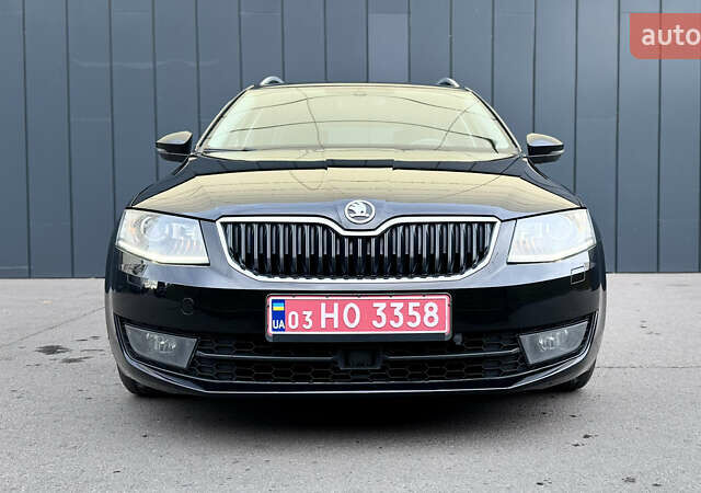 Черный Шкода Октавия, объемом двигателя 1.6 л и пробегом 257 тыс. км за 11150 $, фото 2 на Automoto.ua