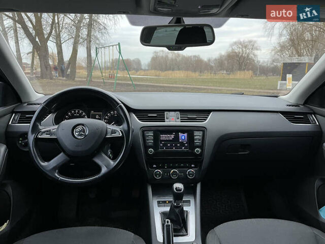 Шкода Октавия 2013 в Борисполе на Automoto.ua Черный Шкода Октавия, объемом двигателя 2 л и пробегом 355 тыс. км за 10500 $, фото 16 на Automoto.ua