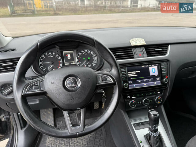 Черный Шкода Октавия, объемом двигателя 1.97 л и пробегом 260 тыс. км за 14500 $, фото 24 на Automoto.ua