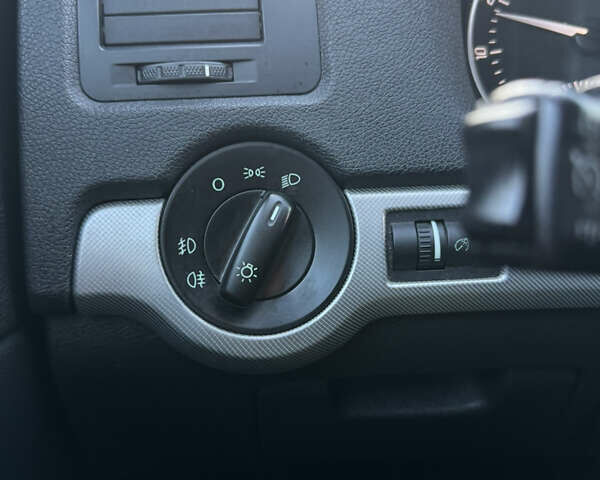 Чорний Шкода Октавія, об'ємом двигуна 1.4 л та пробігом 310 тис. км за 8900 $, фото 18 на Automoto.ua