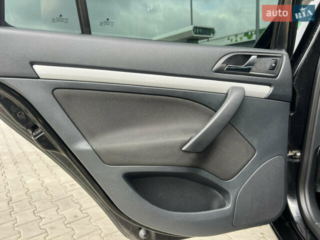 Черный Шкода Октавия, объемом двигателя 1.6 л и пробегом 238 тыс. км за 8100 $, фото 39 на Automoto.ua