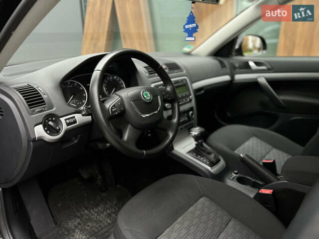 Чорний Шкода Октавія, об'ємом двигуна 1.8 л та пробігом 195 тис. км за 8900 $, фото 29 на Automoto.ua