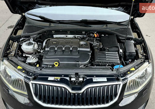 Черный Шкода Октавия, объемом двигателя 1.6 л и пробегом 257 тыс. км за 11150 $, фото 16 на Automoto.ua