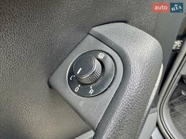 Черный Шкода Октавия, объемом двигателя 1.2 л и пробегом 292 тыс. км за 6999 $, фото 41 на Automoto.ua