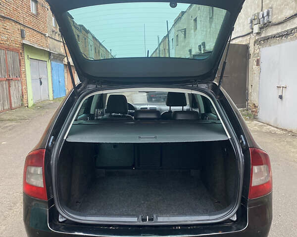 Чорний Шкода Октавія, об'ємом двигуна 1.6 л та пробігом 236 тис. км за 9000 $, фото 15 на Automoto.ua