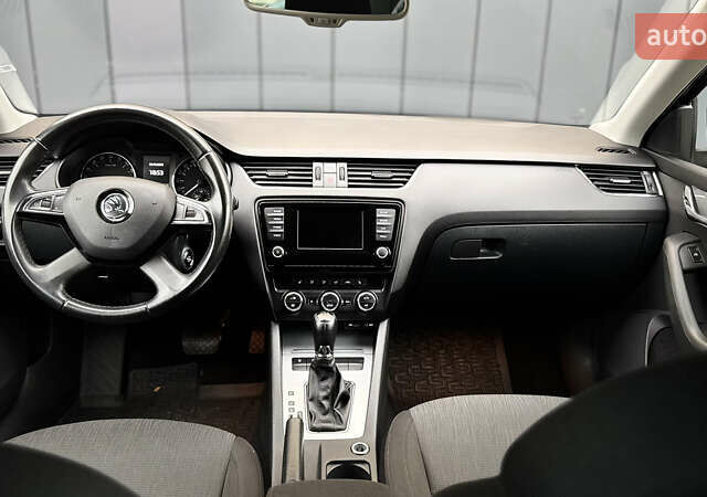 Черный Шкода Октавия, объемом двигателя 1.6 л и пробегом 257 тыс. км за 11150 $, фото 35 на Automoto.ua