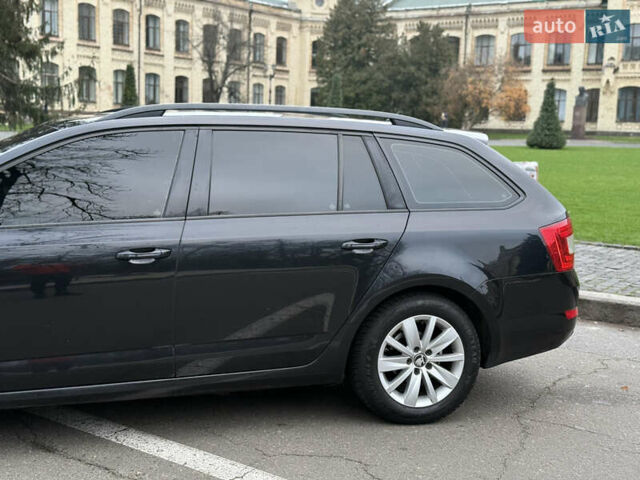 Черный Шкода Октавия, объемом двигателя 1.6 л и пробегом 330 тыс. км за 10300 $, фото 24 на Automoto.ua