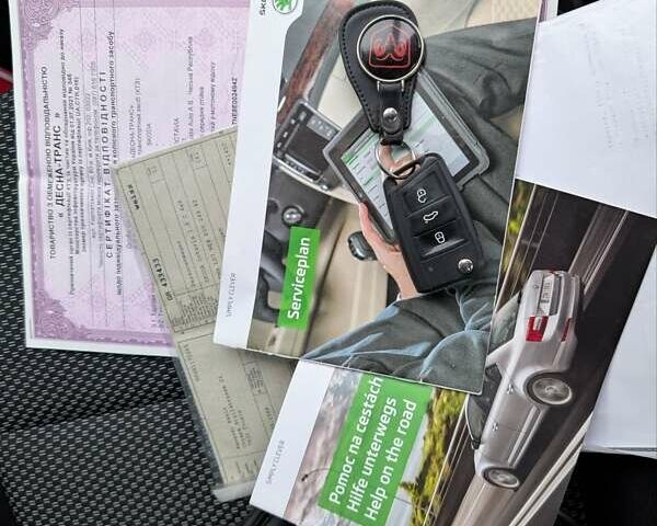 Чорний Шкода Октавія, об'ємом двигуна 1.8 л та пробігом 231 тис. км за 9950 $, фото 60 на Automoto.ua