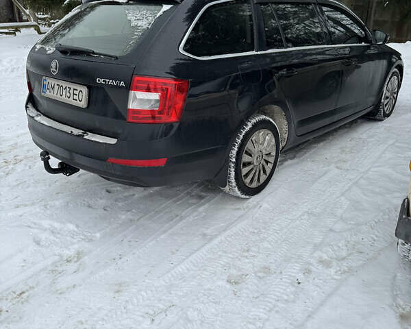 Черный Шкода Октавия, объемом двигателя 1.6 л и пробегом 275 тыс. км за 10500 $, фото 1 на Automoto.ua