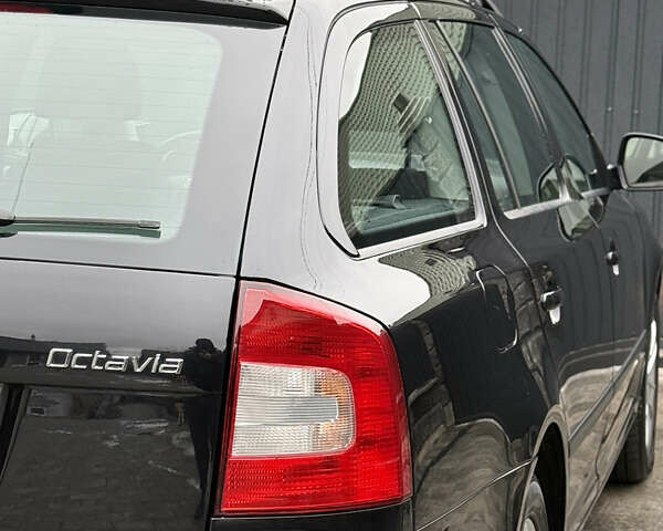 Черный Шкода Октавия, объемом двигателя 1.6 л и пробегом 207 тыс. км за 8999 $, фото 27 на Automoto.ua