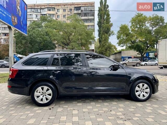 Черный Шкода Октавия, объемом двигателя 1.2 л и пробегом 292 тыс. км за 6999 $, фото 3 на Automoto.ua