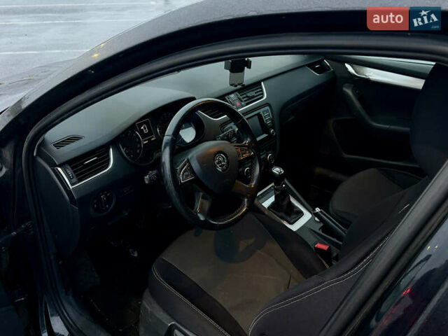 Черный Шкода Октавия, объемом двигателя 1.6 л и пробегом 335 тыс. км за 10000 $, фото 37 на Automoto.ua