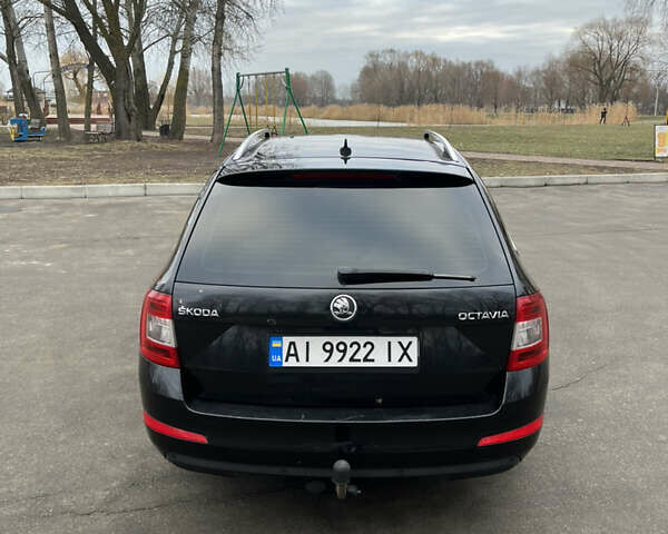 Шкода Октавия 2013 в Борисполе на Automoto.ua Черный Шкода Октавия, объемом двигателя 2 л и пробегом 355 тыс. км за 10500 $, фото 6 на Automoto.ua