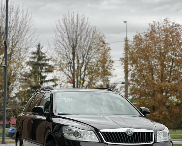 Чорний Шкода Октавія, об'ємом двигуна 1.8 л та пробігом 195 тис. км за 8900 $, фото 4 на Automoto.ua