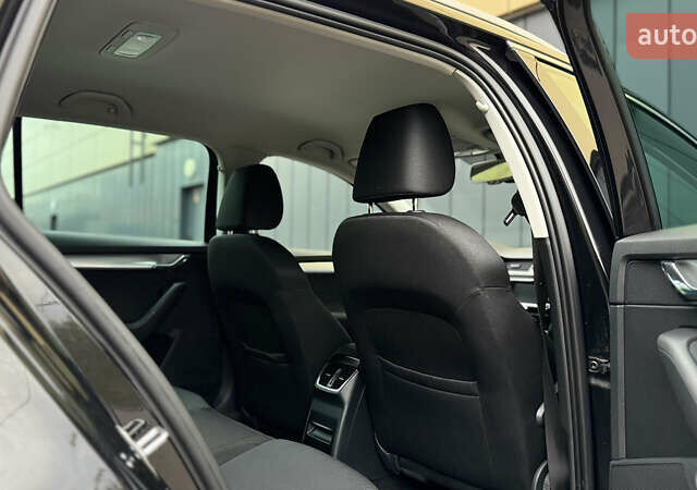 Черный Шкода Октавия, объемом двигателя 1.6 л и пробегом 257 тыс. км за 11150 $, фото 28 на Automoto.ua