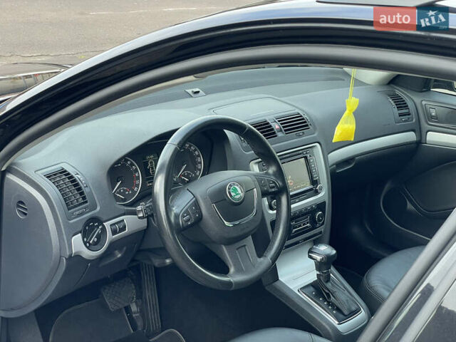 Шкода Октавия 2013 в Луцке на Automoto.ua Черный Шкода Октавия, объемом двигателя 1.6 л и пробегом 280 тыс. км за 9999 $, фото 20 на Automoto.ua