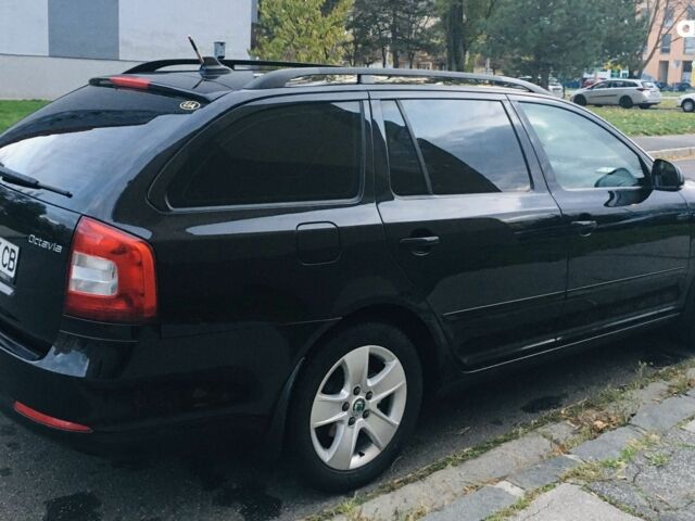 Черный Шкода Октавия, объемом двигателя 2 л и пробегом 270 тыс. км за 9700 $, фото 6 на Automoto.ua