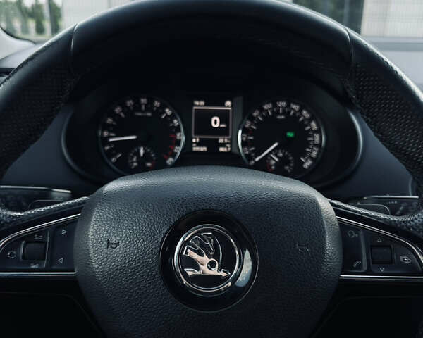 Чорний Шкода Октавія, об'ємом двигуна 1.6 л та пробігом 335 тис. км за 12300 $, фото 12 на Automoto.ua